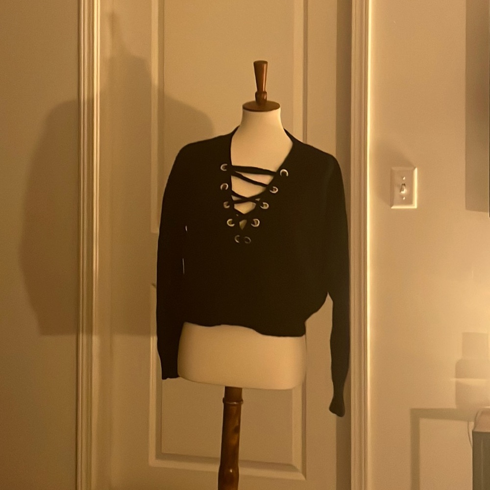 Black shirt
